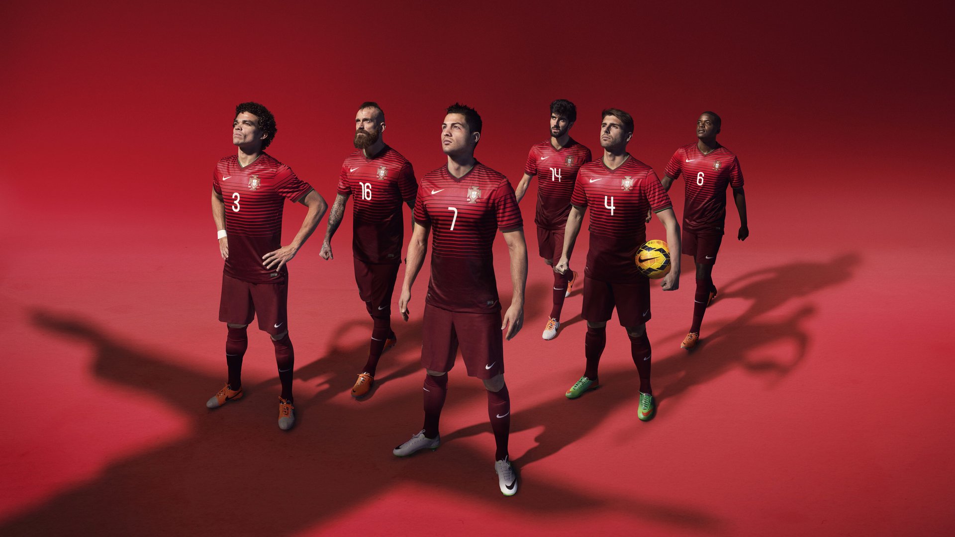 足球比赛中哪支球队将成为黑马冲到前列？，足球什么联赛最厉害